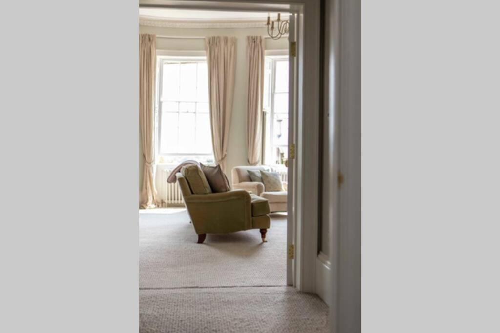 Stylish Georgian Retreat Appartement Bath Buitenkant foto